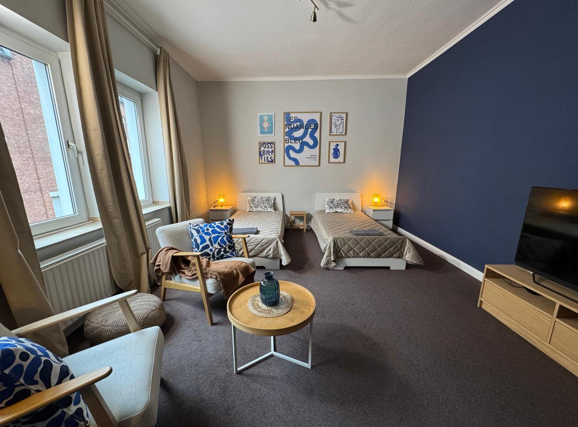 Huge Apartment With Sauna And Free Parking ดุยส์บูร์ก ภายนอก รูปภาพ