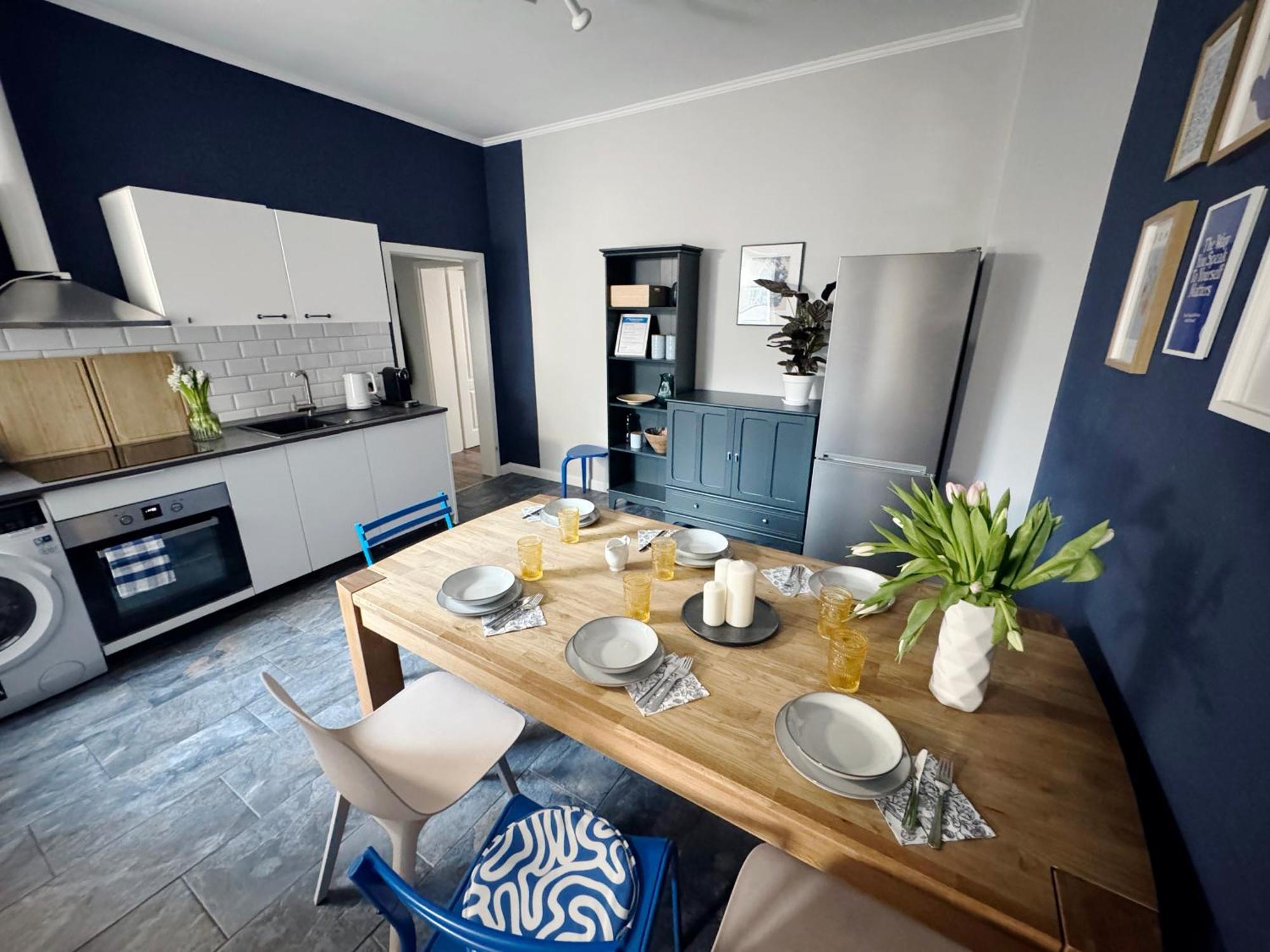 Huge Apartment With Sauna And Free Parking ดุยส์บูร์ก ภายนอก รูปภาพ